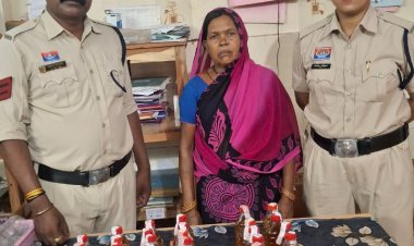दमोदा पारधी पारा में अवैध शराब बिक्री का भंडाफोड़, 58 वर्षीय महिला गिरफ्तार