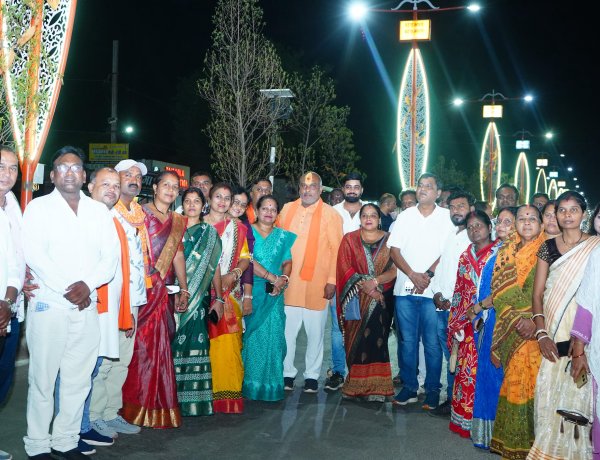 विधायक ललित चंद्राकर ने किया स्ट्रीट लाइट का लोकार्पण