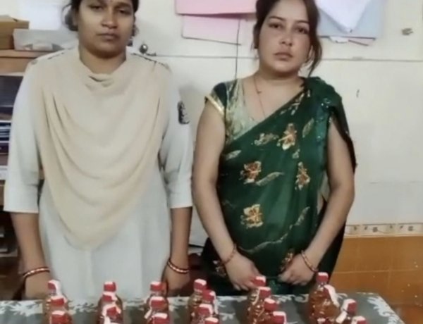दो अलग-अलग मामलों में 78 पौवा देशी शराब जब्त