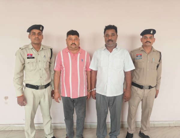 बीएसपी स्क्रैप चोरी मामले में मुख्य फरार आरोपी संजय सिंह समेत दो गिरफ्तार, 7 दिन की पुलिस रिमांड पर