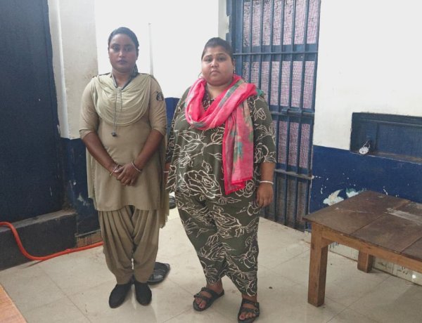 गांजा तस्करों पर पुलिस का शिकंजा, महिला समेत 3 आरोपी गिरफ्तार