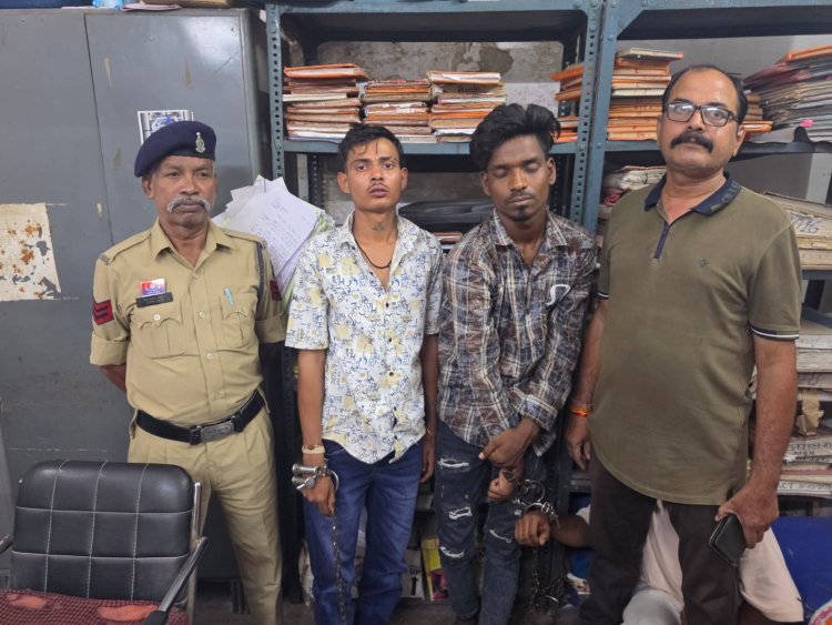 कलेक्टोरेट के आधार सेवा केंद्र में चोरी का खुलासा, दो नाबालिग सहित 4 गिरफ्तार