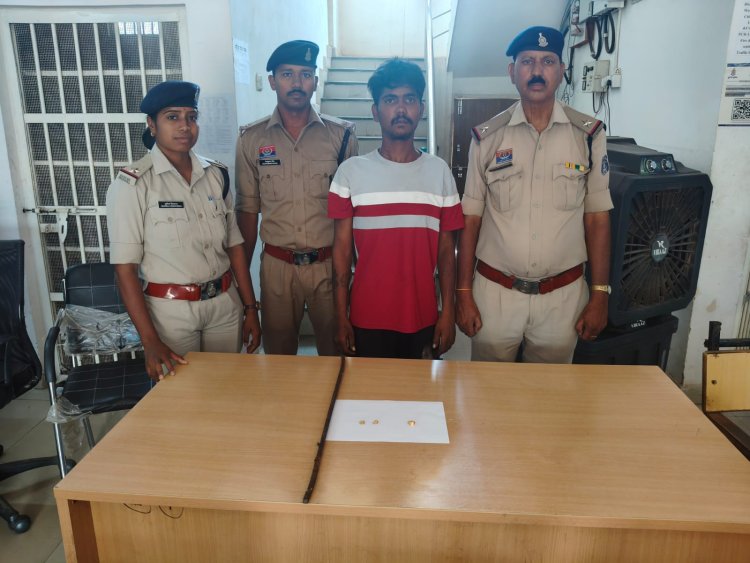 सूने मकान में चोरी करने वाला आरोपी गिरफ्तार, सोने के गहने और औजार बरामद