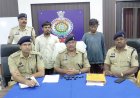पैसों का लालच देकर सुनसान जगह ले गए, विरोध करने पर महिला को उतारा मौत के घाट