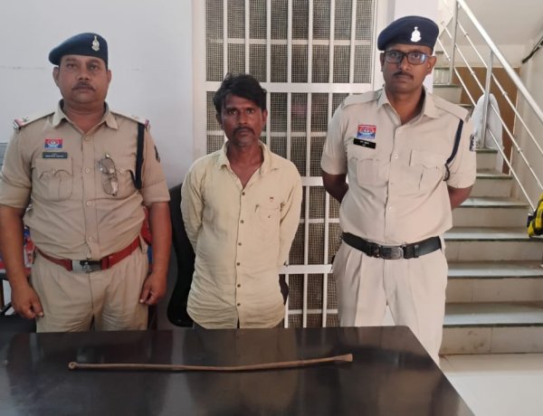 बीच-बचाव करने आए युवक पर धारदार हथियार से हमला, फरार आरोपी गिरफ्तार