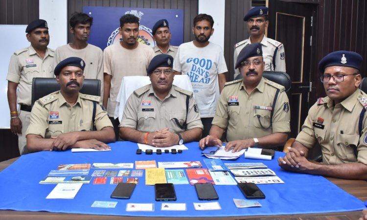 दुर्ग पुलिस का साइबर नेटवर्क पर बड़ा प्रहार, 1242 म्यूल बैंक खातों पर कार्रवाई, ₹3 करोड़ फ्रीज