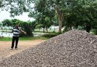 तालाब किनारे रेत-गिट्टी डम्प करना पड़ा महंगा, निगम ने लगाया ₹1000 का जुर्माना