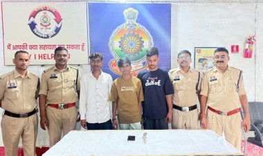 चाकू दिखाकर दो मोबाइल लूटे, तीन आरोपी गिरफ्तार