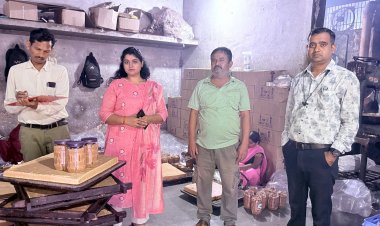भिलाई में बिना लाइसेंस संचालित मुस्कान फूड प्रोडक्ट फर्म सील, बेसन बर्फी और मैसूर पाक के नमूने लैब भेजे