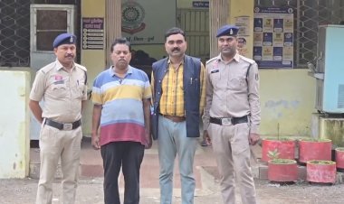 नौकरी का झांसा देकर 12 लाख की ठगी, पुलिस आरक्षक भर्ती कराने का वादा करने वाले दो आरोपी गिरफ्तार