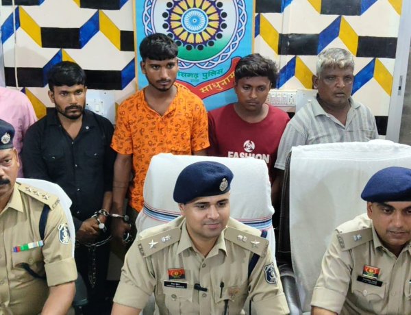 ज्वेलरी दुकान में बड़ी चोरी का खुलासा, अंतरराज्यीय गिरोह के 7 आरोपी गिरफ्तार, नागरिकों ने पुलिस अधिकारियों का किया सम्मान