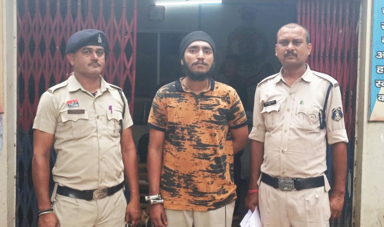 खम्हरिया में 15 ग्राम चिट्टा हेरोइन के साथ भिलाई का तस्कर गिरफ्तार, 3.70 लाख की जब्ती