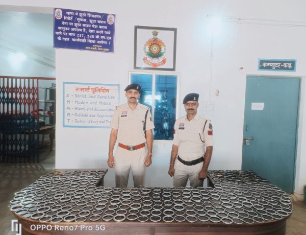 गणेशोत्सव की झांकी में पुलिस की सतर्कता, 507 लोहे के कड़े निकलवाकर रखवाए सुरक्षित