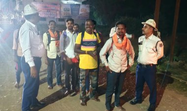 डोंगरगढ़ पदयात्रियों की सुरक्षा के लिए दुर्ग पुलिस अलर्ट, कुम्हारी से अंजोरा तक 24 घंटे पेट्रोलिंग