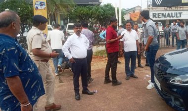 सुपेला चौक से चंद्रा मौर्य चौक तक अवैध पार्किंग पर कार्रवाई, निगम और ट्रैफिक पुलिस ने चलाया अभियान