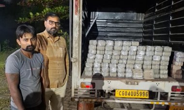 भिलाई खुर्सीपार में पिकअप के गुप्त चेंबर से 4 करोड़ रुपये बरामद, दो लोग हिरासत में