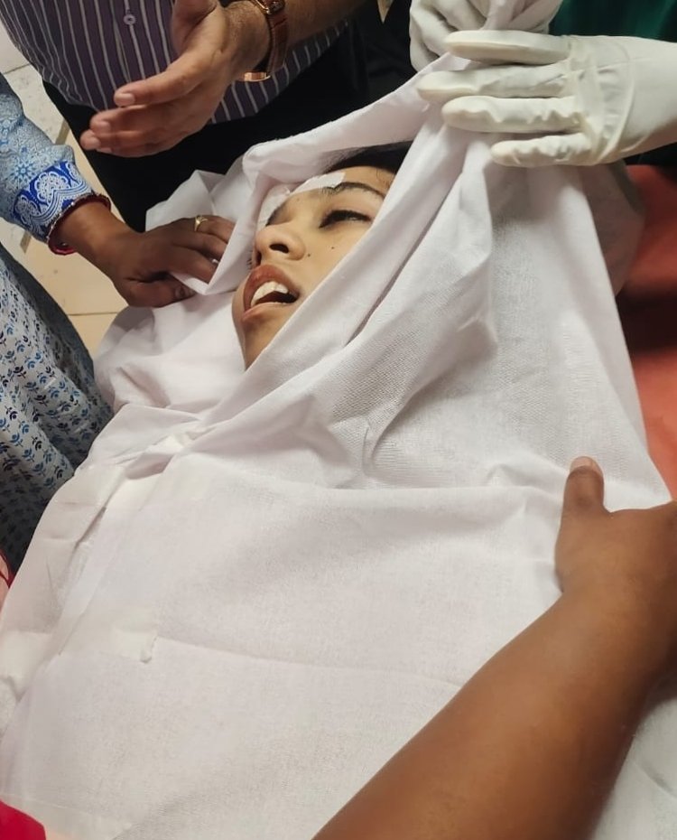 गरबा देखकर लौट रही एनआईटी की छात्रा की सड़क हादसे में मौत, युवक गंभीर, तालपुरी में शोक की लहर