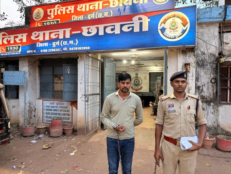 पावर हाउस खंडहर के पास प्रतिबंधित कैप्सूल बेचते आरोपी को पुलिस ने पकड़ा